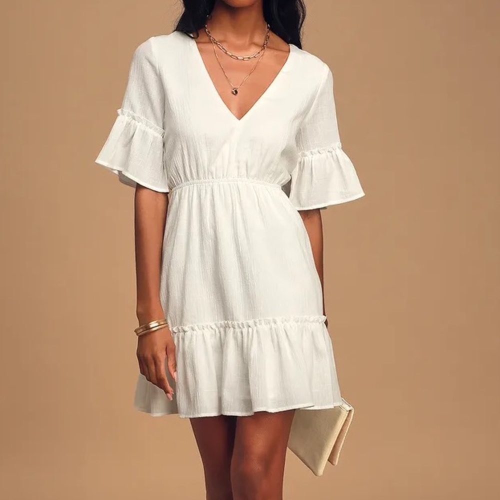 NWT White Lulu’s Sunshine Daydream White Short Sleeve Cutout Mini Dress